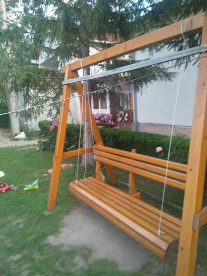 Family Apartman Ana - Star 골루바츠 외부 사진
